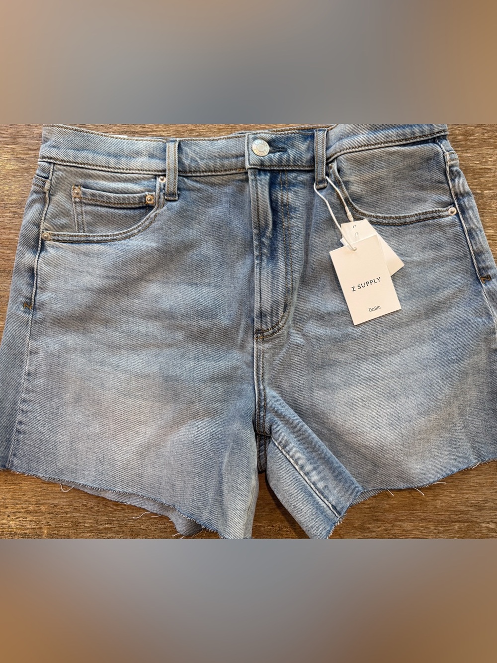 Z Supply Jonah Mid Rise Denim Shorts | Avalon | Size 29 - Picture 2 of 10